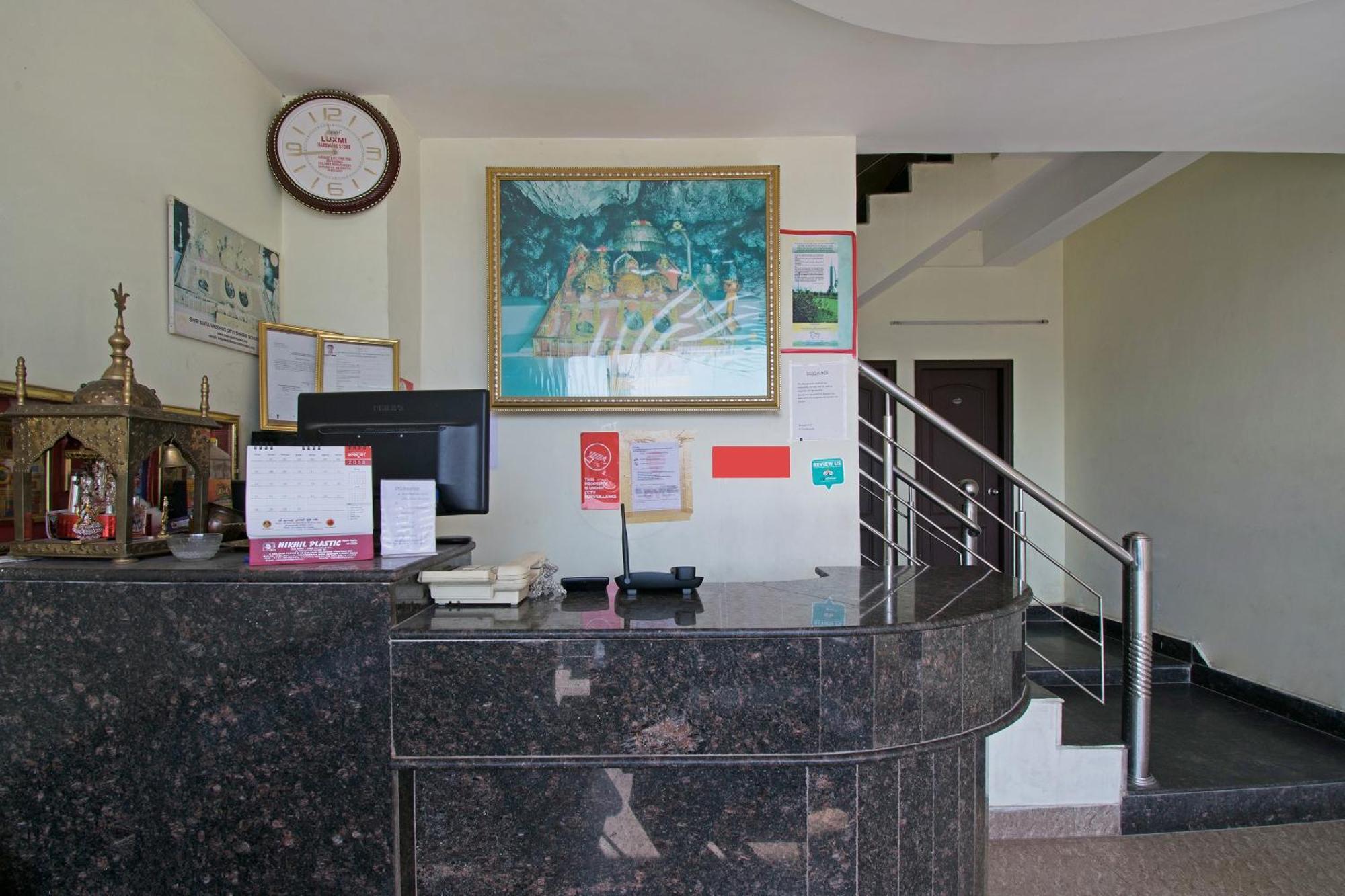 Oyo Hotel Triund Regency Katra  Exteriér fotografie